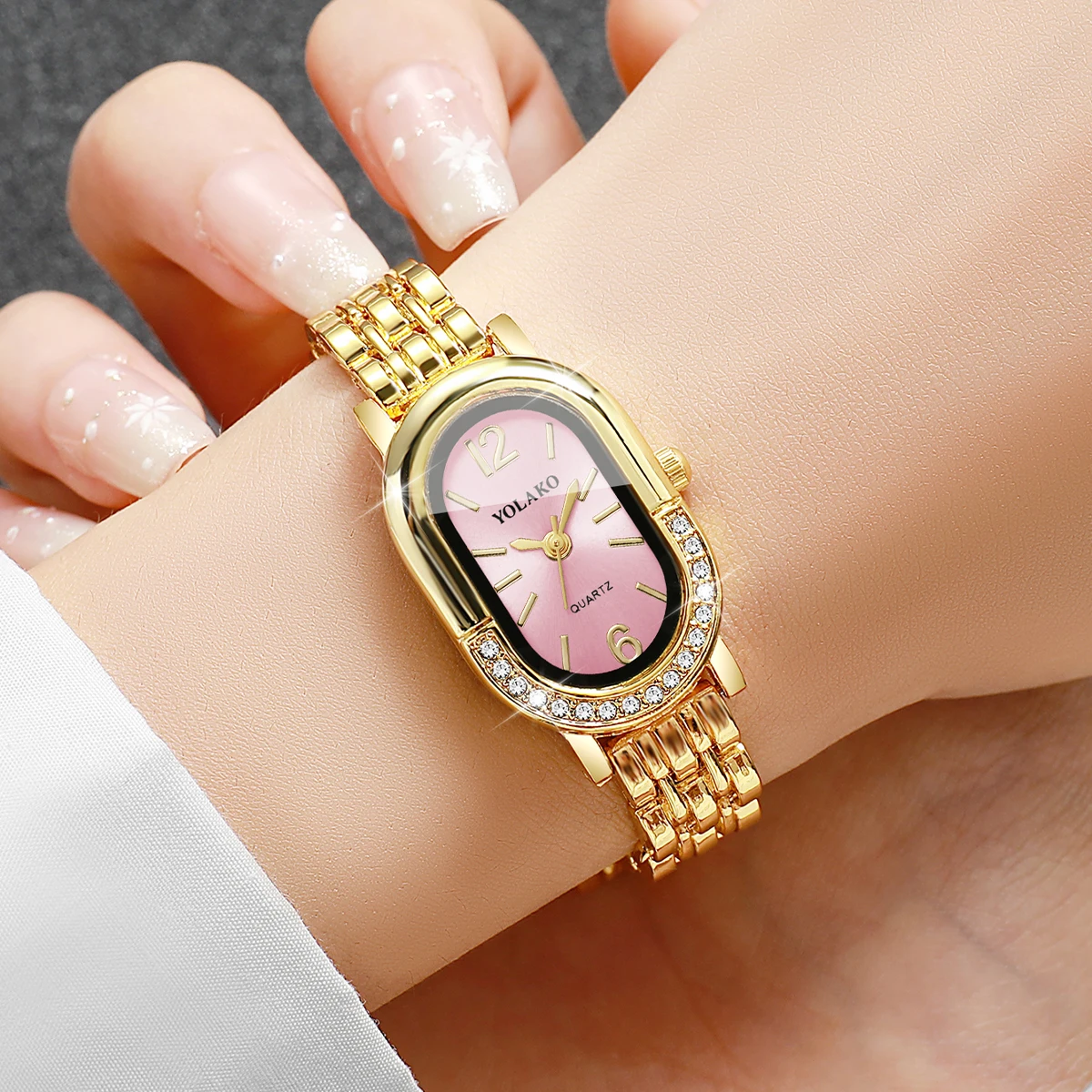 Orologio da donna di lusso con - Luxury Watch Display Case recensione e prezzo