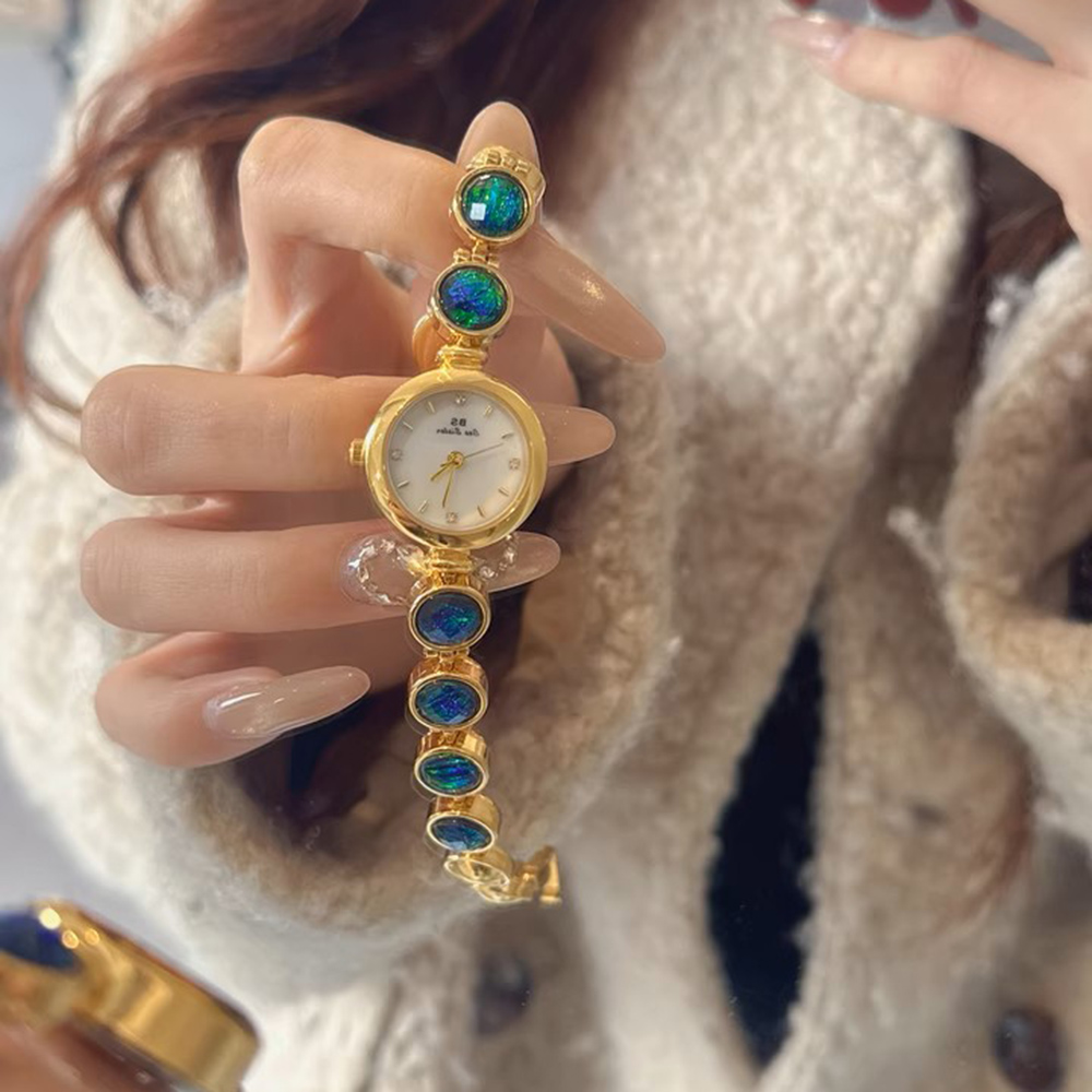 Orologi da donna di lusso Brac - Luxury Watch Green Dial recensione e prezzo