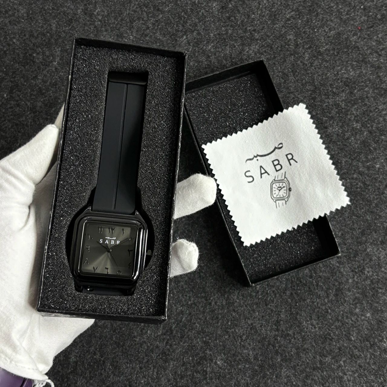 SABR Orologio con numeri arabi - Luxury Watch Rubber Strap recensione e prezzo